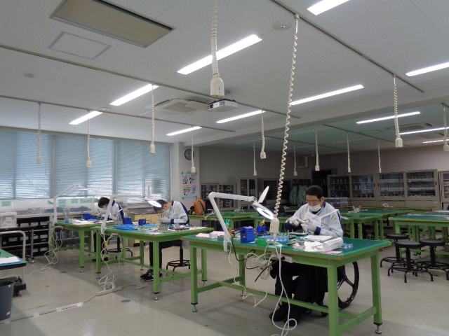 電子機器組立